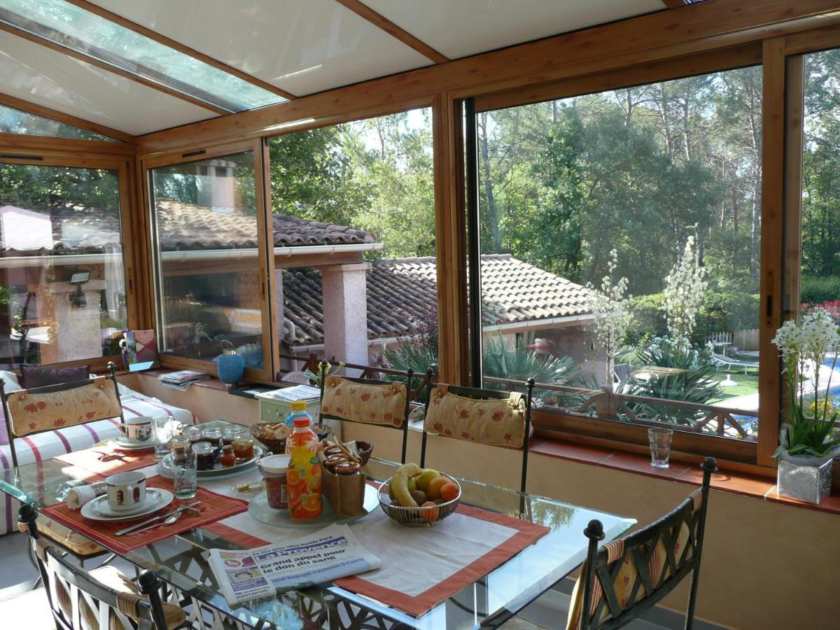 Villa Victoria Gréasque Habitación foto
